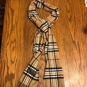 100% Cashmere Scarf in Tan Plaid Pattern